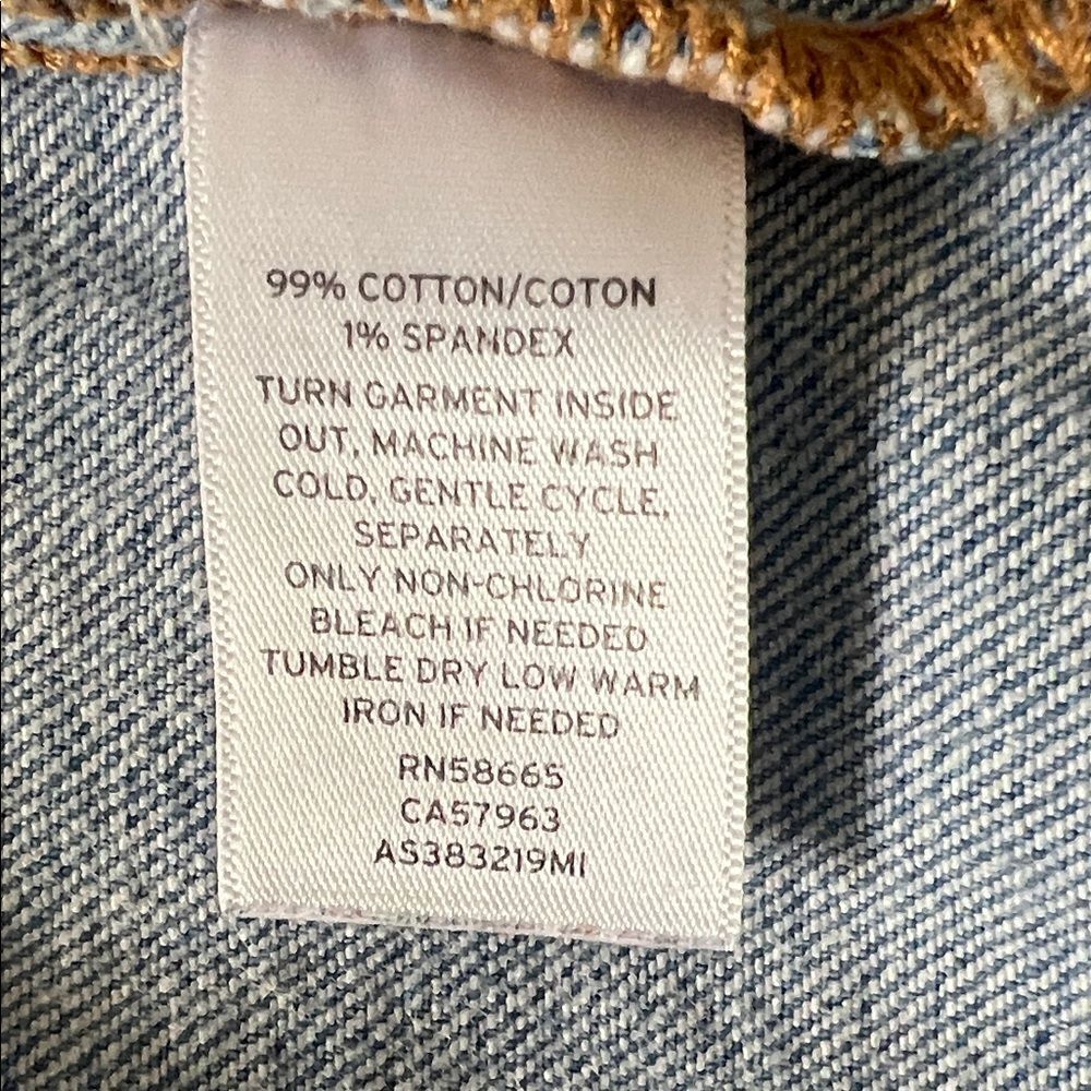 1901 Crop Denim Jacket Weekend Wash in Size S - Picture 13 of 15
